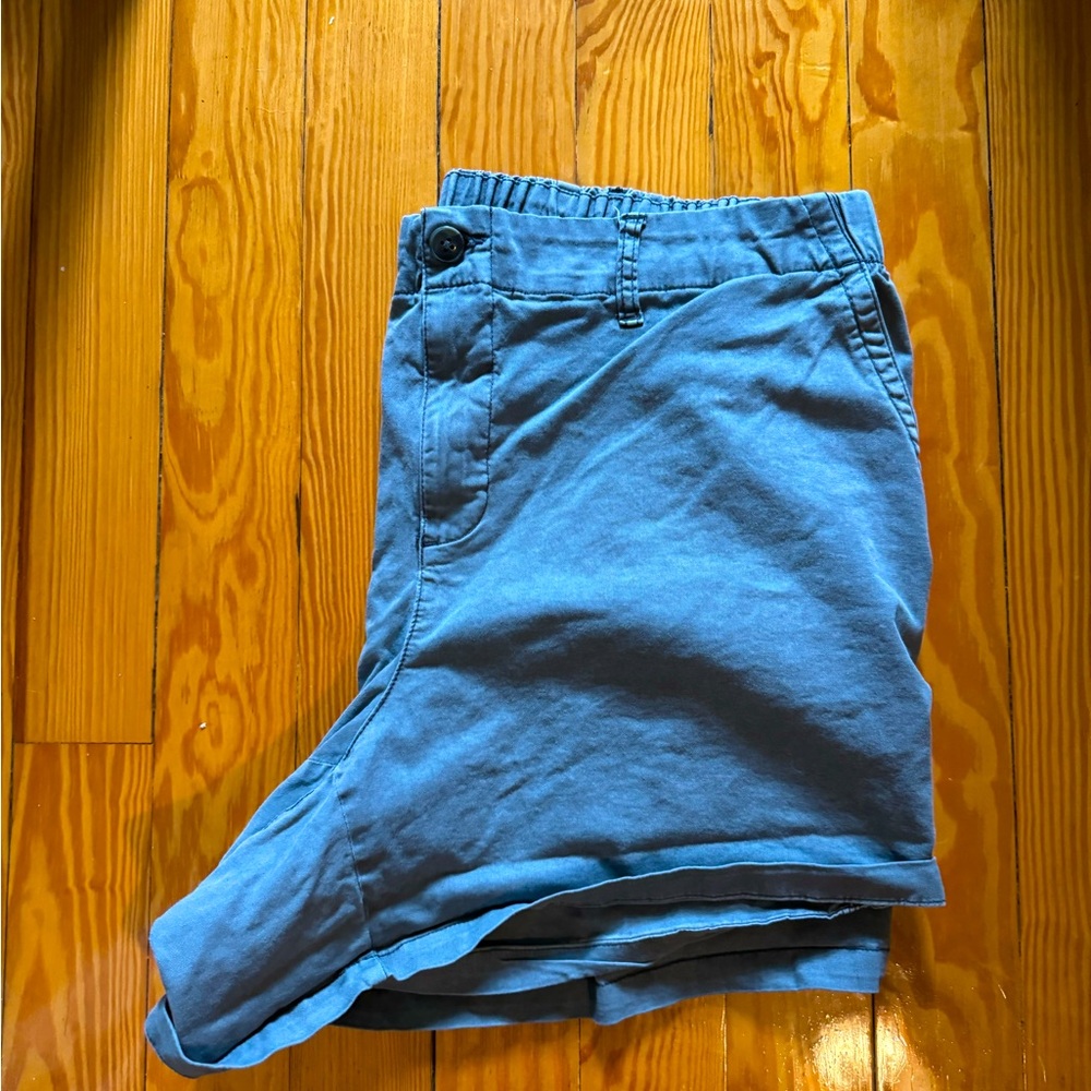 Lot of three shorts